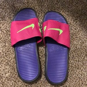 Nike slides